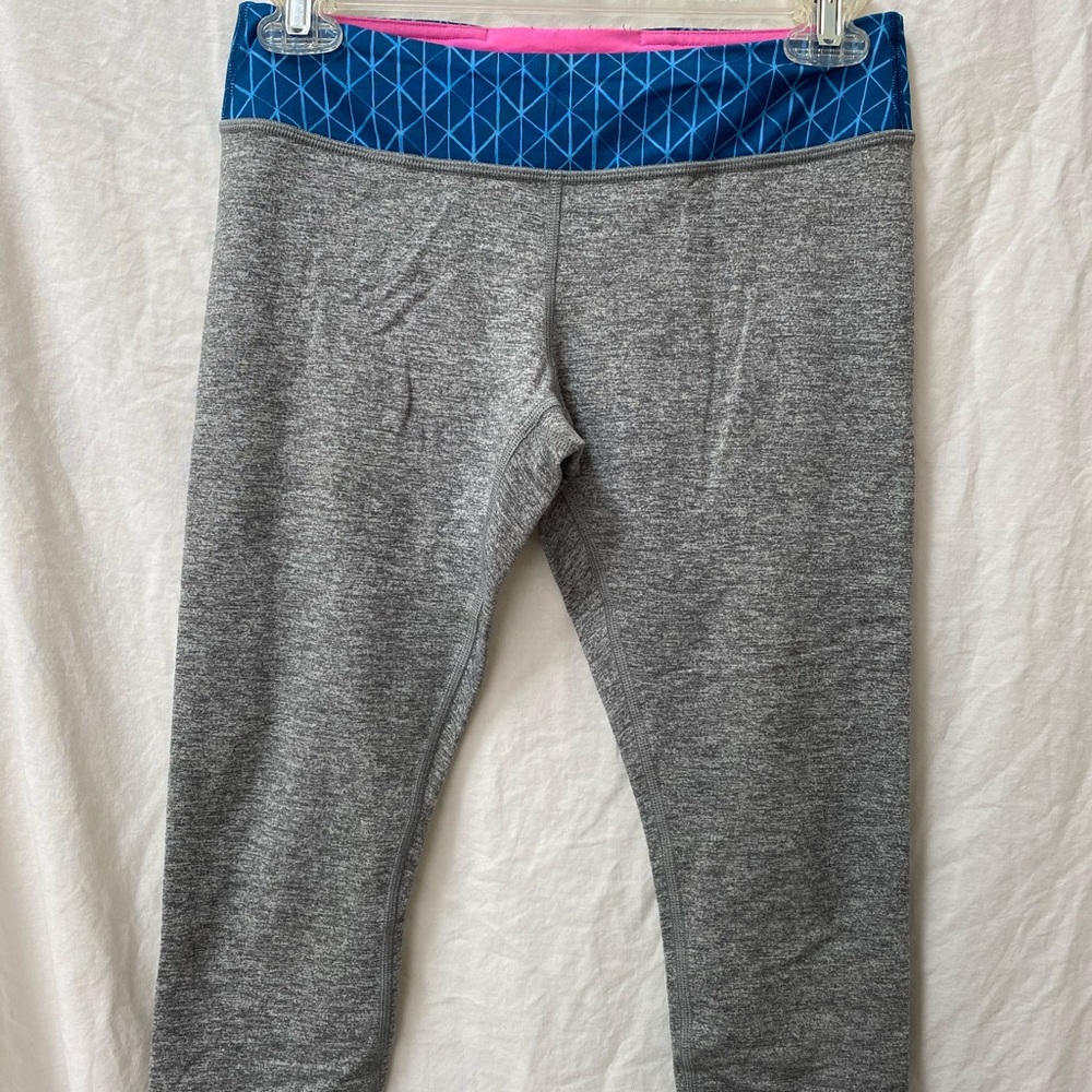 Ivivva Lululemon grey leggings w/reversible band